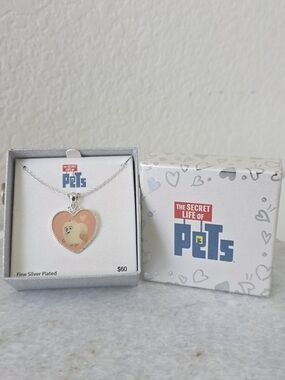 The Secret Life of Pets Gidget Heart
Pendant Necklace Fine Silver Plated
NWT